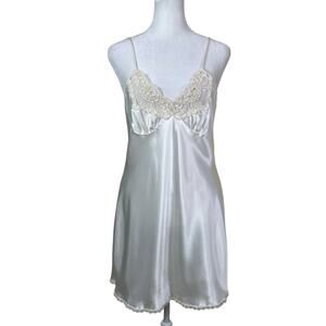Val Mode Sz S Vintage Ivory Satin Slip Dress Lingerie Spaghetti Straps Lace Sexy